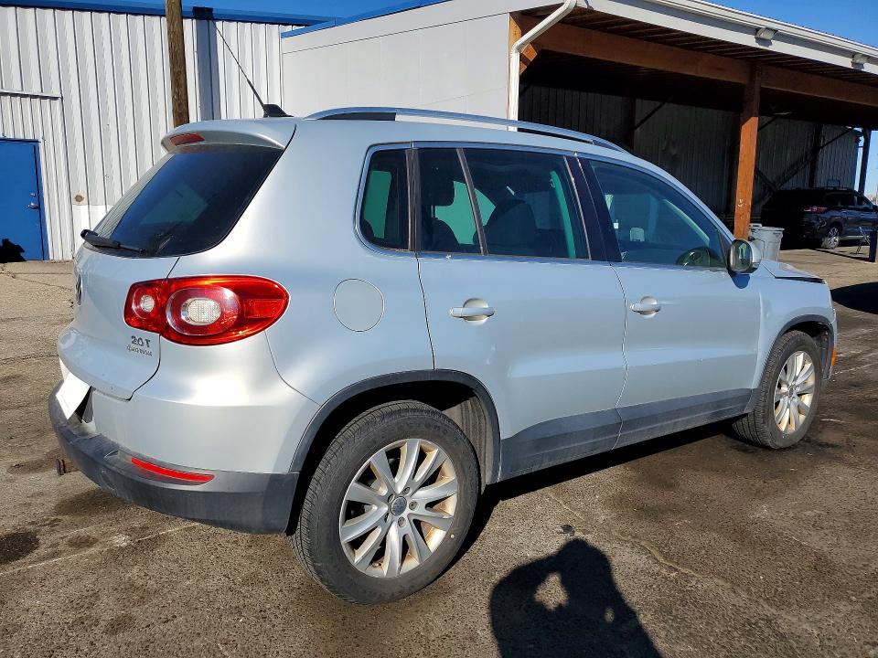 Продажа на аукционе авто 2010 Volkswagen Tiguan, vin: WVGBV7AX6AW508188, номер лота: 79183305