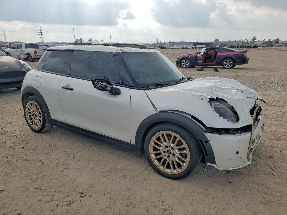 Продажа на аукционе авто 2025 Mini Cooper, vin: WMW23GD06S2W28331, номер лота: 77744975
