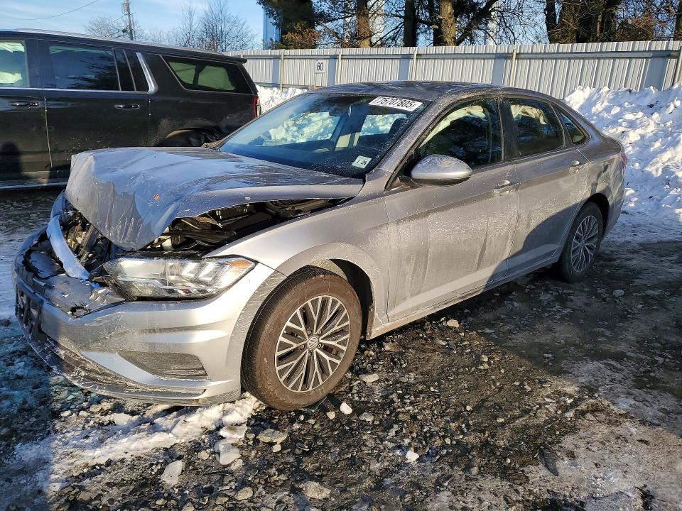 75707805 :رقم المزاد ، 3VWC57BU1MM028333 vin ، 2021 Volkswagen Jetta مزاد بيع