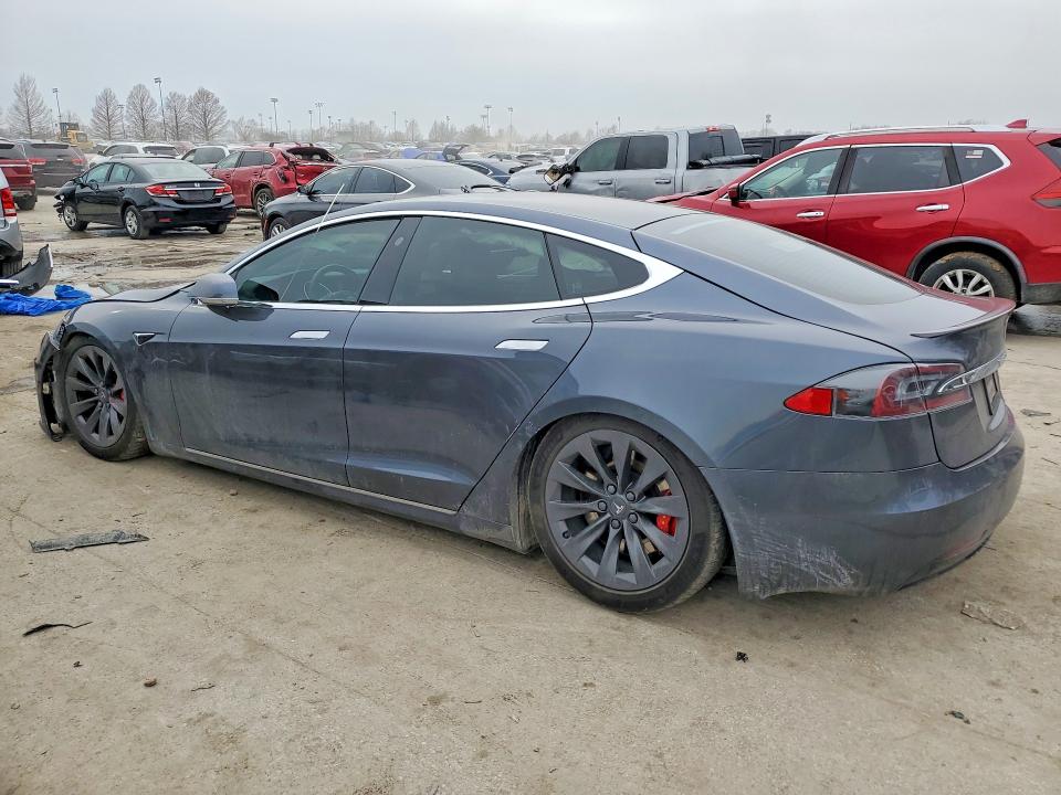Продажа на аукционе авто 2019 Tesla Model S, vin: 5YJSA1E46KF337672, номер лота: 77826155