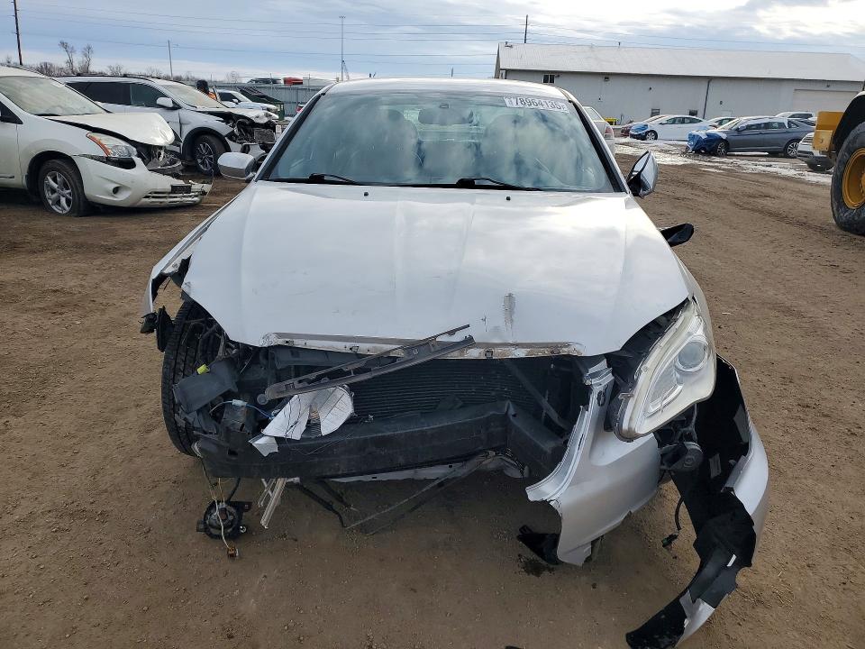 Продаж на аукціоні авто 2012 Chrysler 200, vin: 1C3CCBCB1CN176211, номер лоту: 78964135