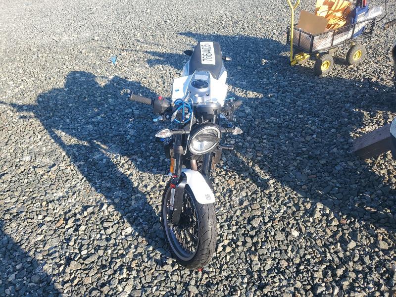 Aukcja sprzedaży 2023 Husqvarna Vitpilen 401/svartpilen 401, vin: MD2JUJ409PC224833, numer aukcji: 76644035