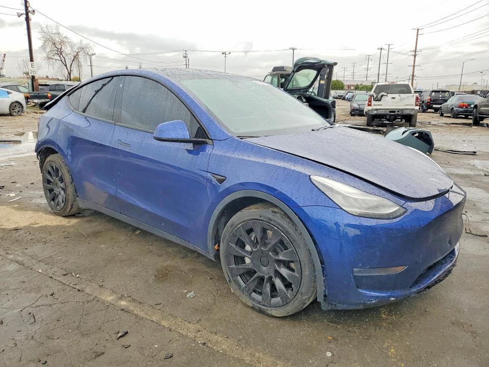 76939135 :رقم المزاد ، 5YJYGDEE3LF034675 vin ، 2020 Tesla Model Y مزاد بيع