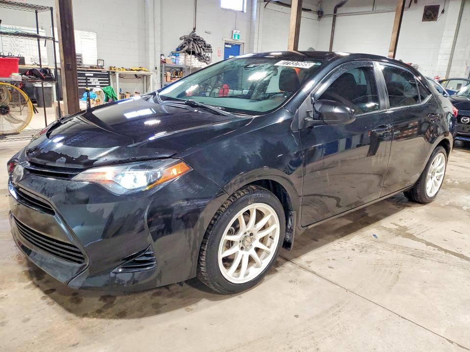 Продажа на аукционе авто 2018 Toyota Corolla, vin: 2T1BURHEXJC996867, номер лота: 77137995