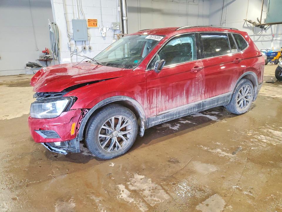 Продажа на аукционе авто 2020 Volkswagen Tiguan, vin: 3VV2B7AX4LM137890, номер лота: 76225205