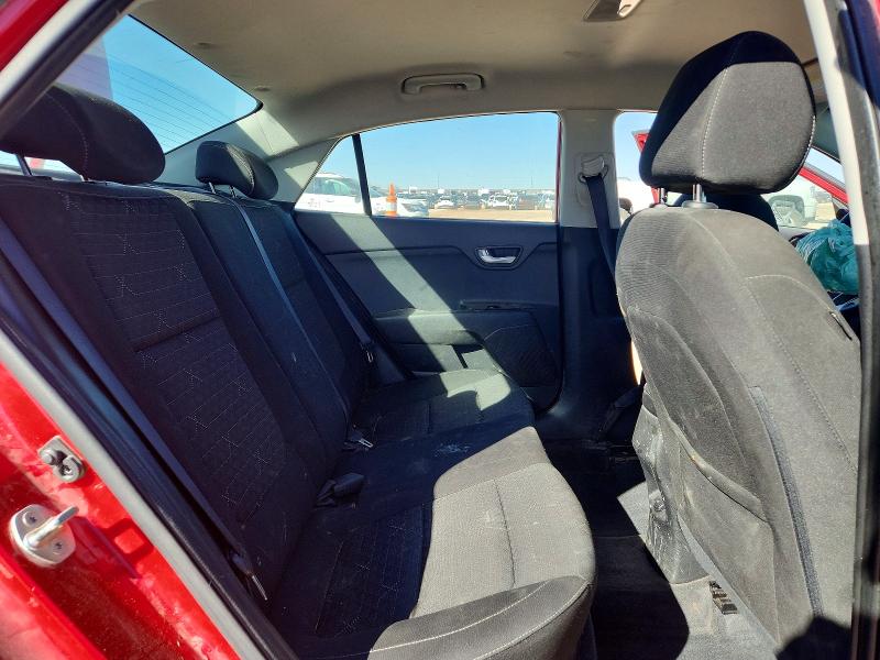76560645 :رقم المزاد ، 3KPA24AD8LE283248 vin ، 2020 Kia Rio مزاد بيع