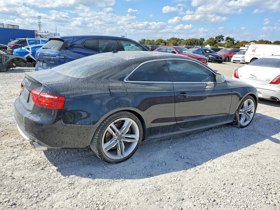 Продажа на аукционе авто 2008 Audi S5 Quattro, vin: WAURV78T08A010725, номер лота: 76078545
