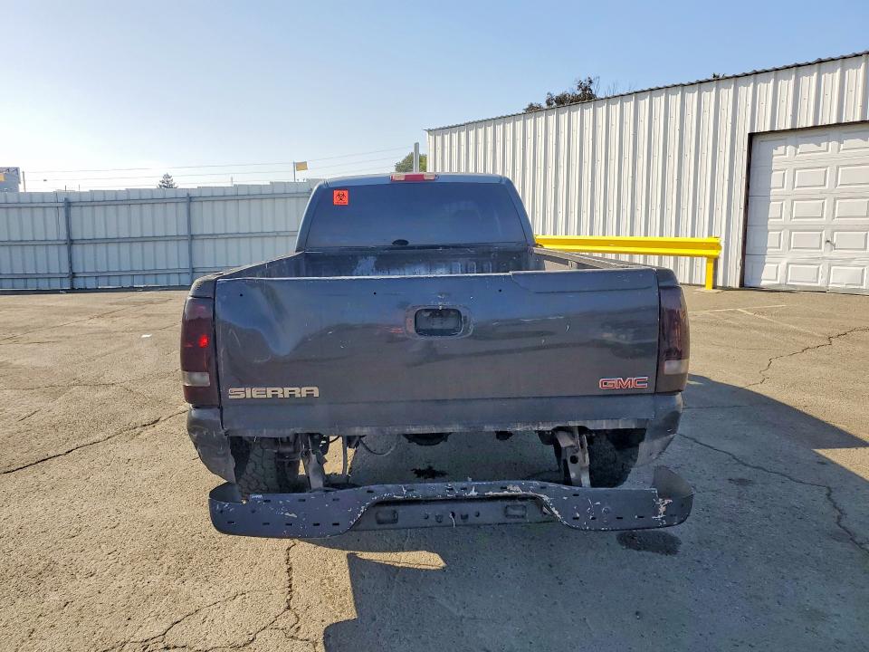 Продажа на аукционе авто 2003 Gmc New Sierra, vin: 1GTEC19T83E344599, номер лота: 74815775