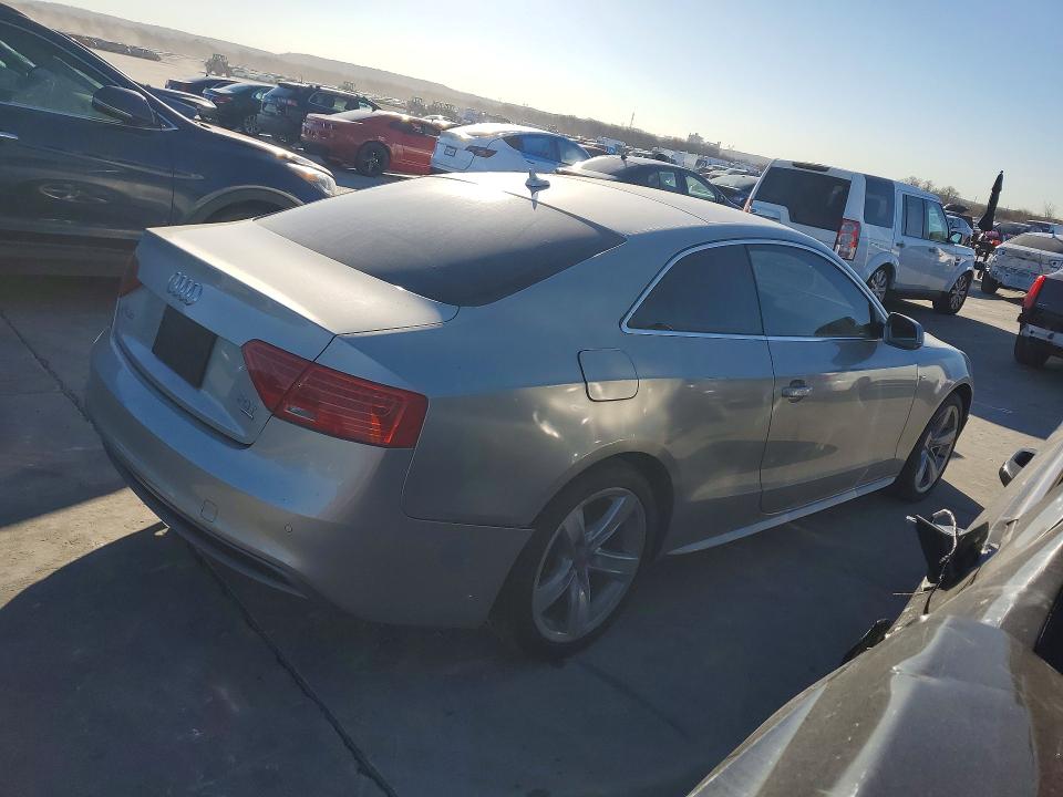 75706655 :رقم المزاد ، WAUMFAFR8FA024588 vin ، 2015 Audi A5 مزاد بيع