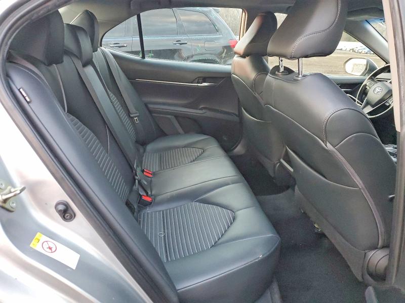 78823095 :رقم المزاد ، 4T1B11HK5KU749997 vin ، 2019 Toyota Camry مزاد بيع