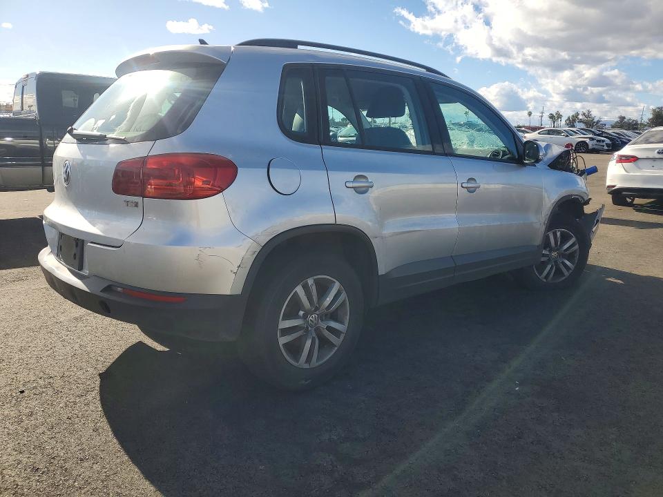 78130785 :رقم المزاد ، WVGAV7AX4HK017759 vin ، 2017 Volkswagen Tiguan مزاد بيع