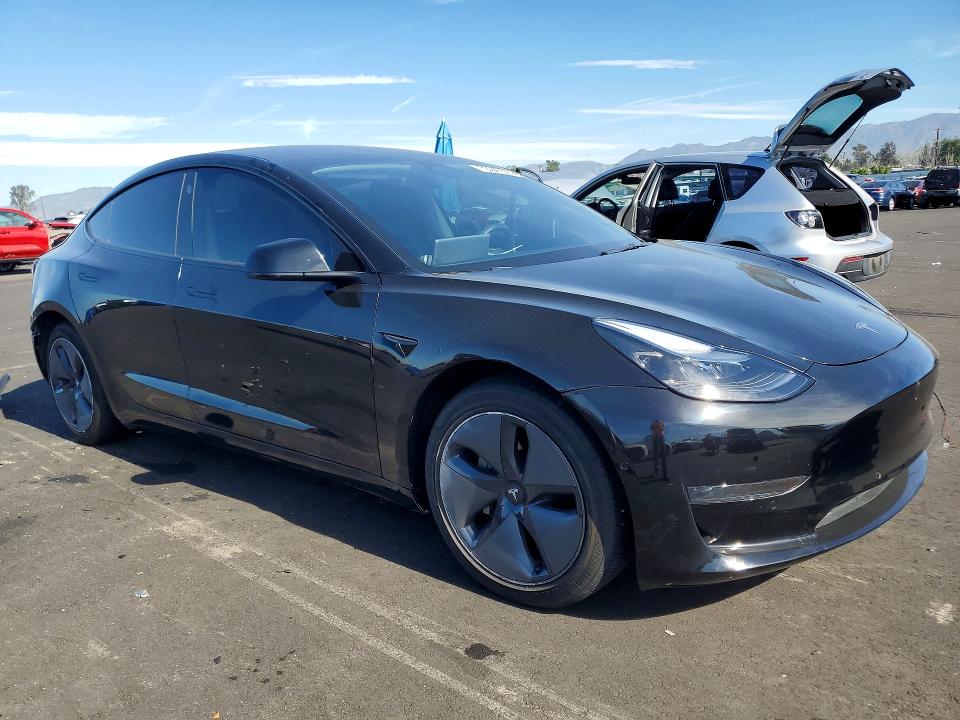 79047625 :رقم المزاد ، 5YJ3E1EA5NF124649 vin ، 2022 Tesla Model 3 مزاد بيع
