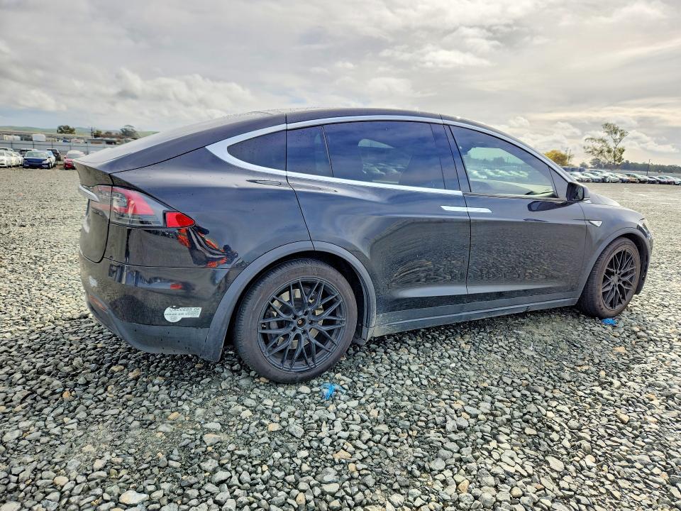 77794265 :رقم المزاد ، 5YJXCAE29GF001732 vin ، 2016 Tesla Model X مزاد بيع