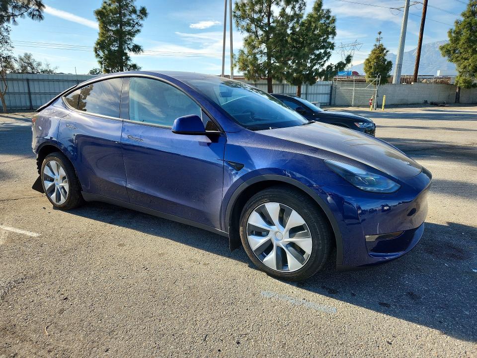 78676615 :رقم المزاد ، 7SAYGDEE0RF054524 vin ، 2024 Tesla Model Y مزاد بيع