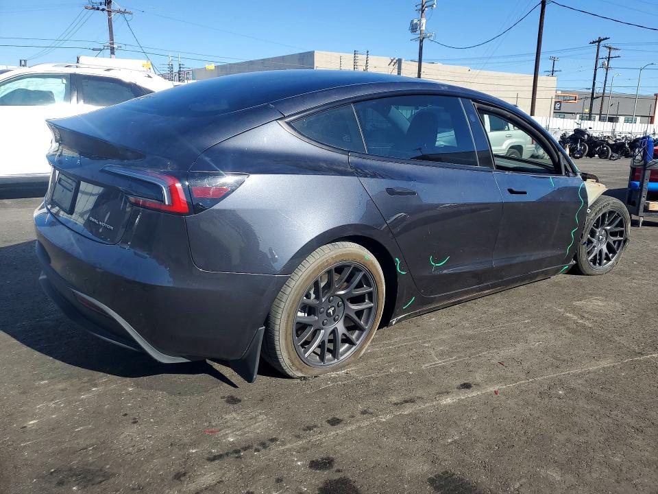 Продажа на аукционе авто 2024 Tesla Model 3, vin: 5YJ3E1EB0RF795127, номер лота: 75318255