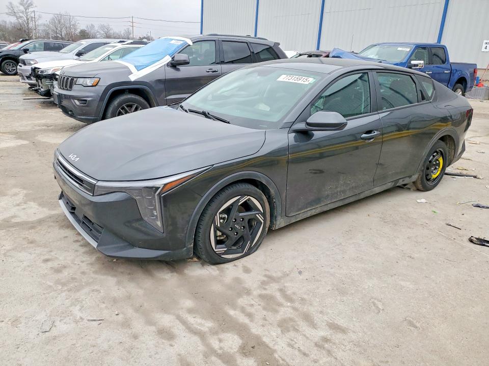 2025 Kia K4 მანქანა იყიდება აუქციონზე, vin: 3KPFU4DE7SE032806, აუქციონის ნომერი: 77315915
