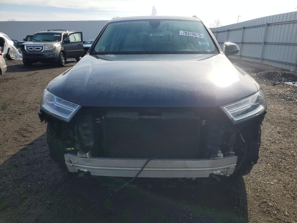 Продажа на аукционе авто 2017 Audi Q7, vin: WA1LHAF79HD047333, номер лота: 78319675