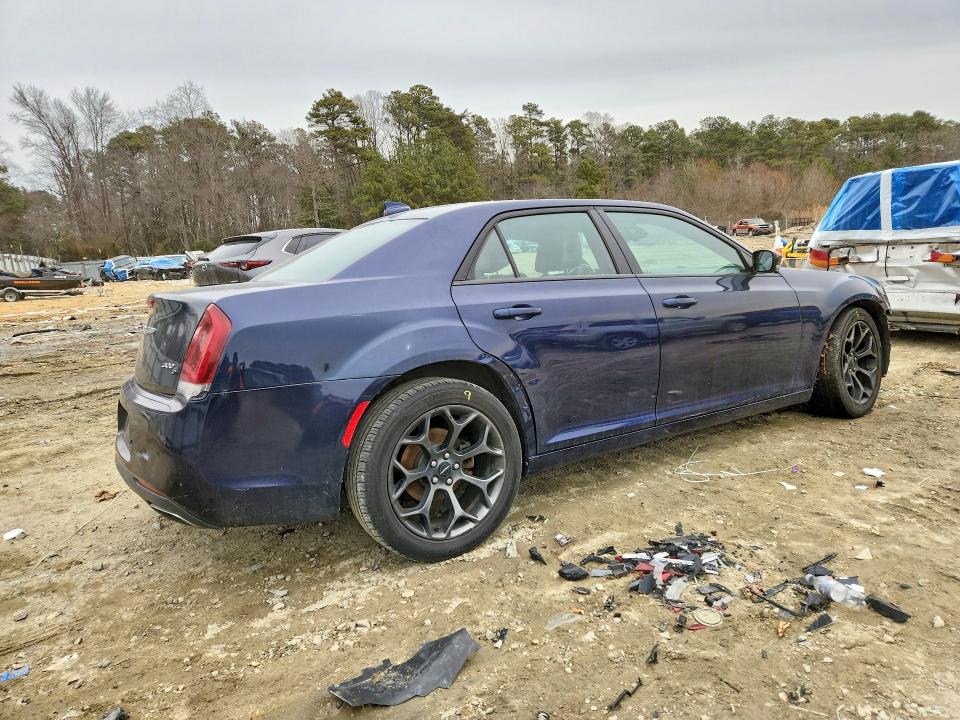 Продаж на аукціоні авто 2015 Chrysler 300, vin: 2C3CCABG6FH921622, номер лоту: 76376415