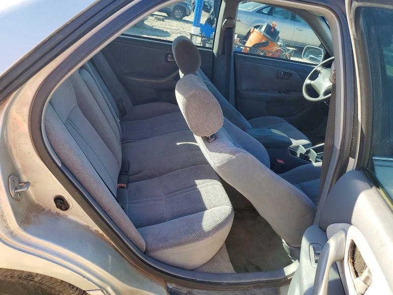 Auction sale of the 2000 Toyota Camry Ce, vin: 4T1BG22K9YU002912, lot number: 76739155