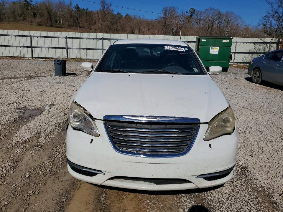 2013 Chrysler 200 მანქანა იყიდება აუქციონზე, vin: 1C3CCBBB6DN516388, აუქციონის ნომერი: 76900095
