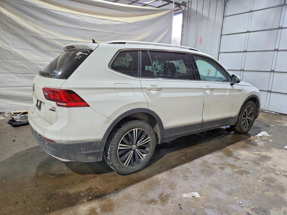 Продаж на аукціоні авто 2018 Volkswagen Tiguan, vin: 3VV2B7AX6JM205491, номер лоту: 76444195