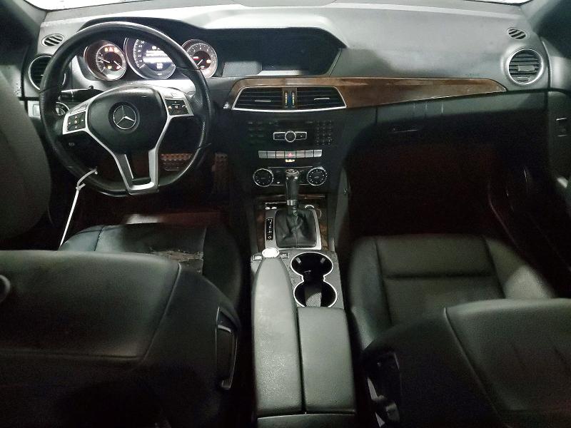 Продажа на аукционе авто 2013 Mercedes-benz C, vin: WDDGF4HB1DA783118, номер лота: 76033715