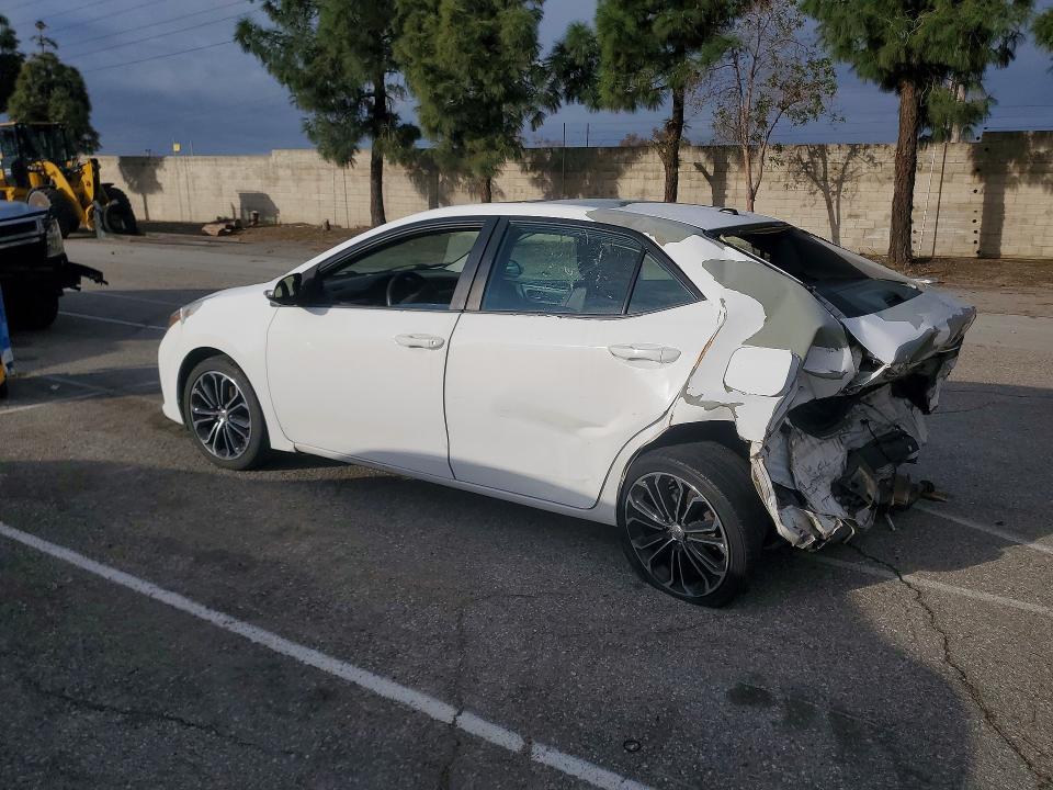 2015 Toyota Corolla მანქანა იყიდება აუქციონზე, vin: 5YFBURHE1FP347031, აუქციონის ნომერი: 52730706