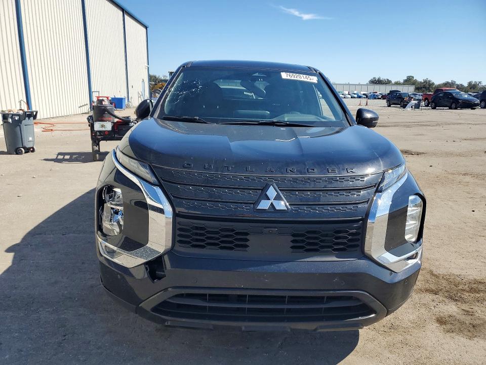 2024 Mitsubishi Outlander მანქანა იყიდება აუქციონზე, vin: JA4J3VA82RZ071569, აუქციონის ნომერი: 76920145