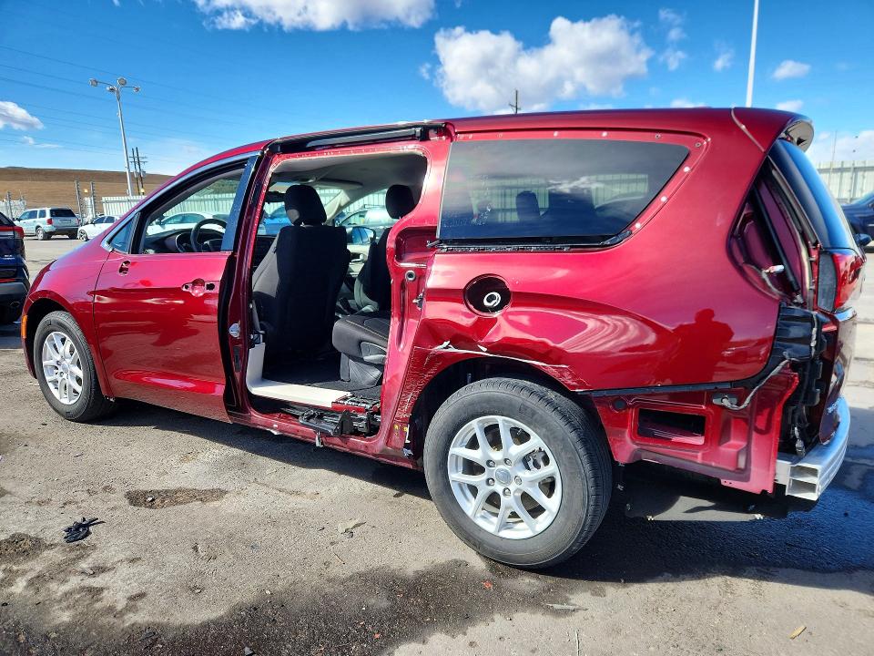 77687745 :رقم المزاد ، 2C4RC1DG9HR515687 vin ، 2017 Chrysler Pacifica مزاد بيع