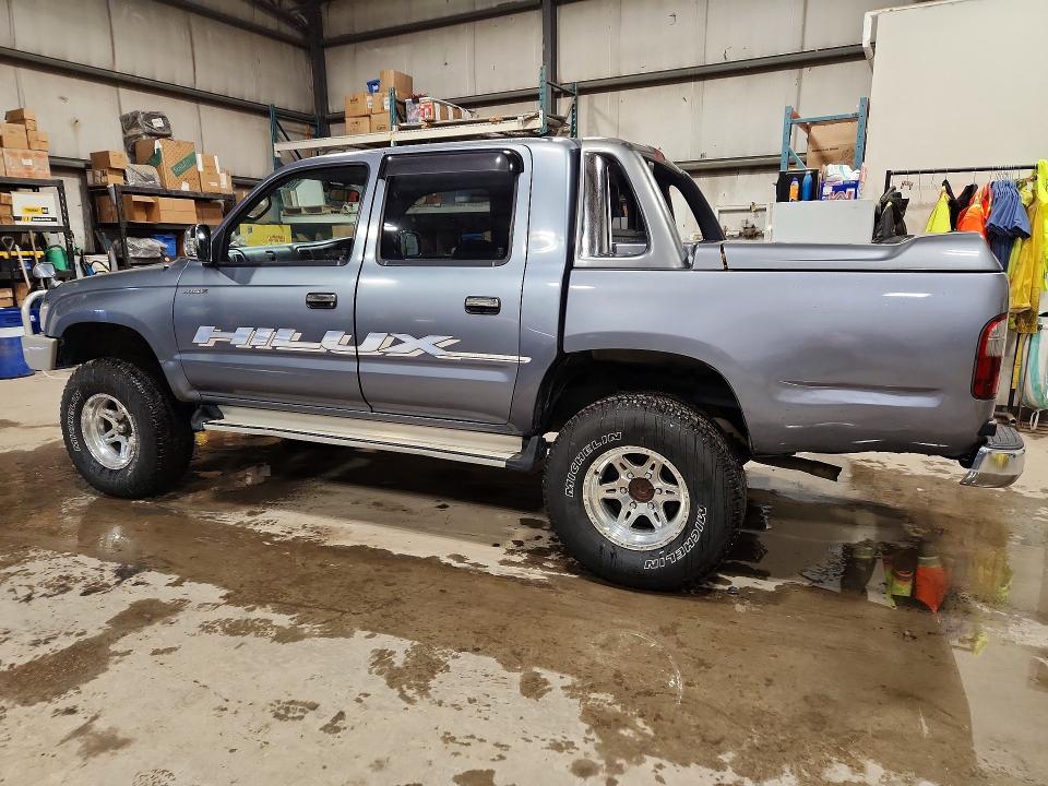 78868335 :رقم المزاد ، LN1670008033 vin ، 1998 Toyota Hilux مزاد بيع