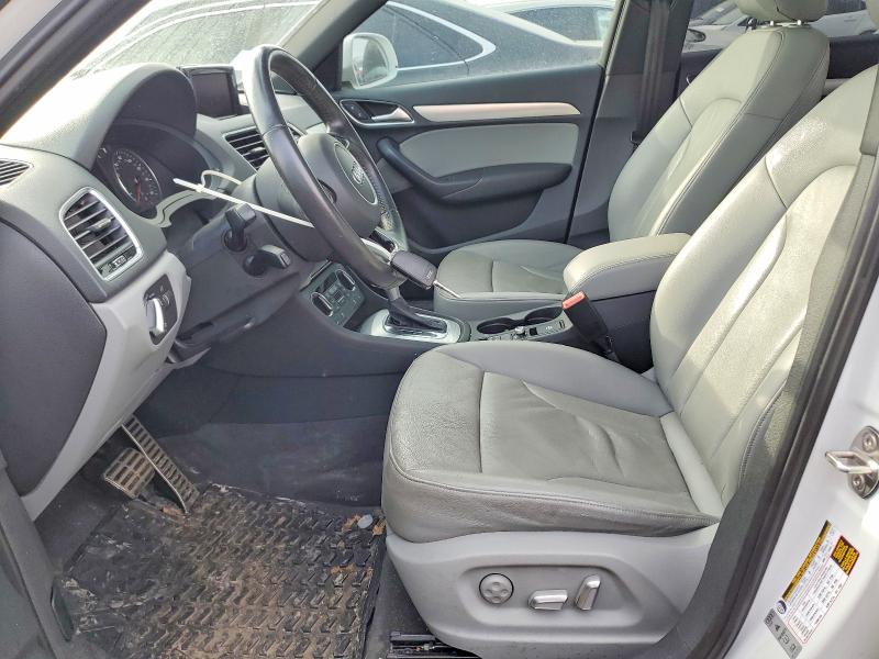 77370965 :رقم المزاد ، WA1BCCFS9JR001004 vin ، 2018 Audi Q3 مزاد بيع