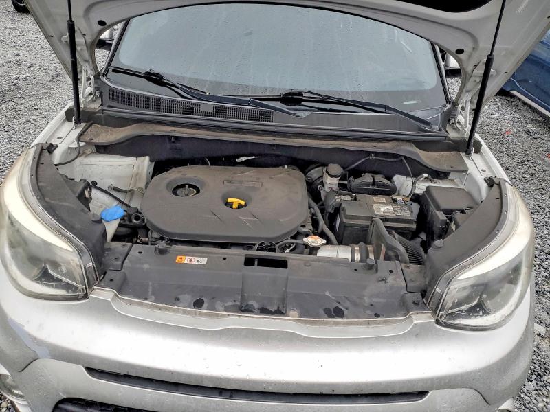 76118525 :رقم المزاد ، KNDJP3A59J7553833 vin ، 2018 Kia Soul مزاد بيع