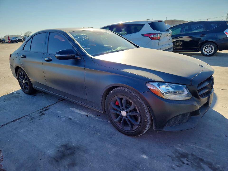 77019435 :رقم المزاد ، 55SWF4JB4GU132110 vin ، 2016 Mercedes-benz C مزاد بيع