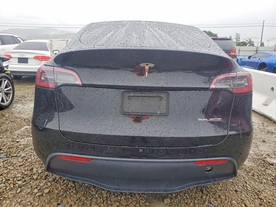 Продаж на аукціоні авто 2022 Tesla Model Y, vin: 7SAYGDEF1NF351322, номер лоту: 77610595
