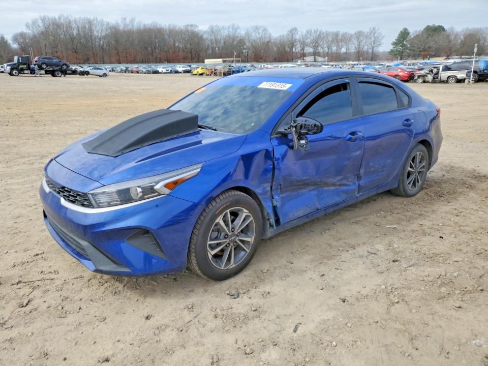 2024 Kia Forte მანქანა იყიდება აუქციონზე, vin: 3KPF24AD7RE767149, აუქციონის ნომერი: 77191315