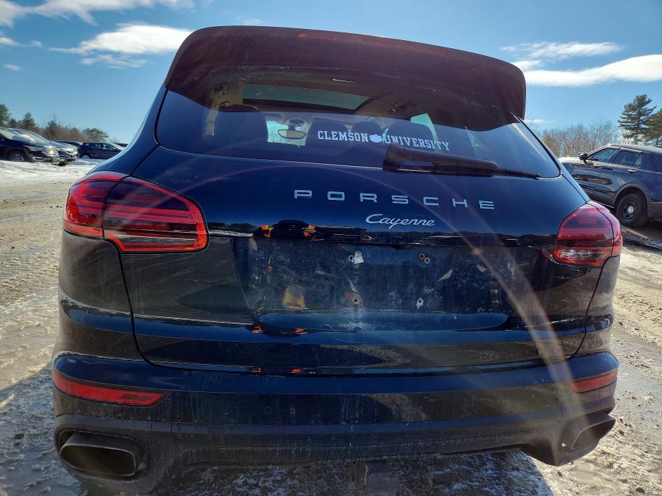 Aukcja sprzedaży 2017 Porsche Cayenne, vin: WP1AA2A24HKA85940, numer aukcji: 77102835