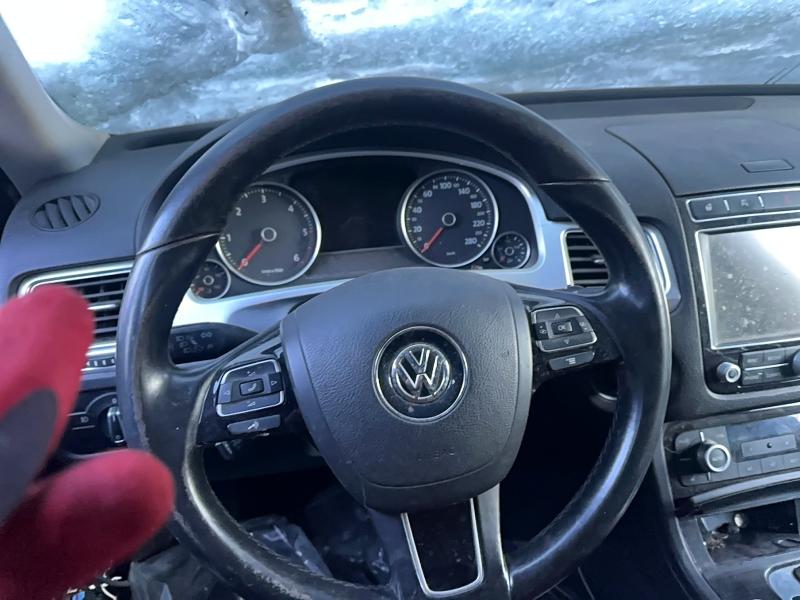 78541285 :رقم المزاد ، WVGEP9BP4FD003318 vin ، 2015 Volkswagen Touareg مزاد بيع