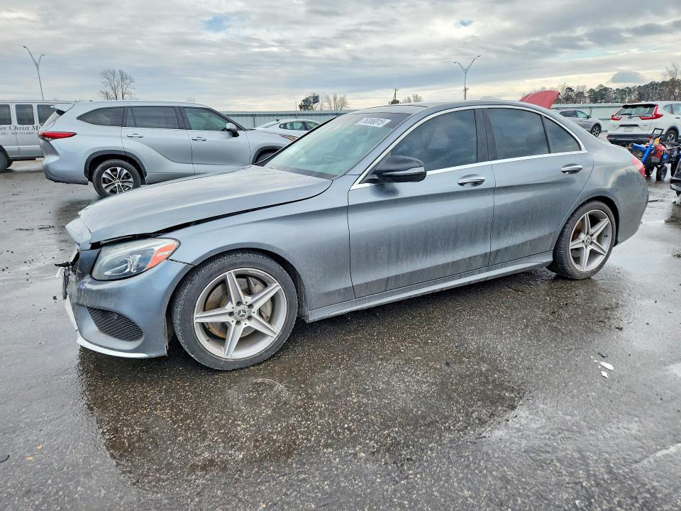 Продажа на аукционе авто 2018 Mercedes-benz C, vin: 55SWF4JB6JU237447, номер лота: 76386815