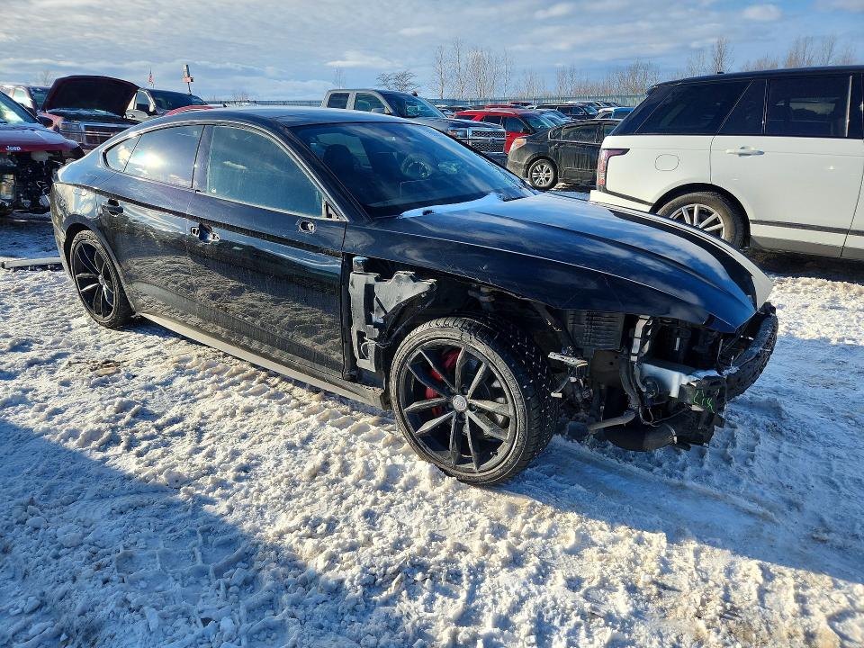 76005585 :رقم المزاد ، WAUC4CF59JA008158 vin ، 2018 Audi S5 مزاد بيع