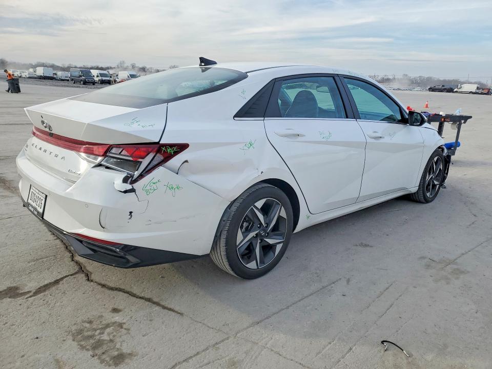 75558905 :رقم المزاد ، 5NPLP4AG4PH119467 vin ، 2023 Hyundai Elantra مزاد بيع