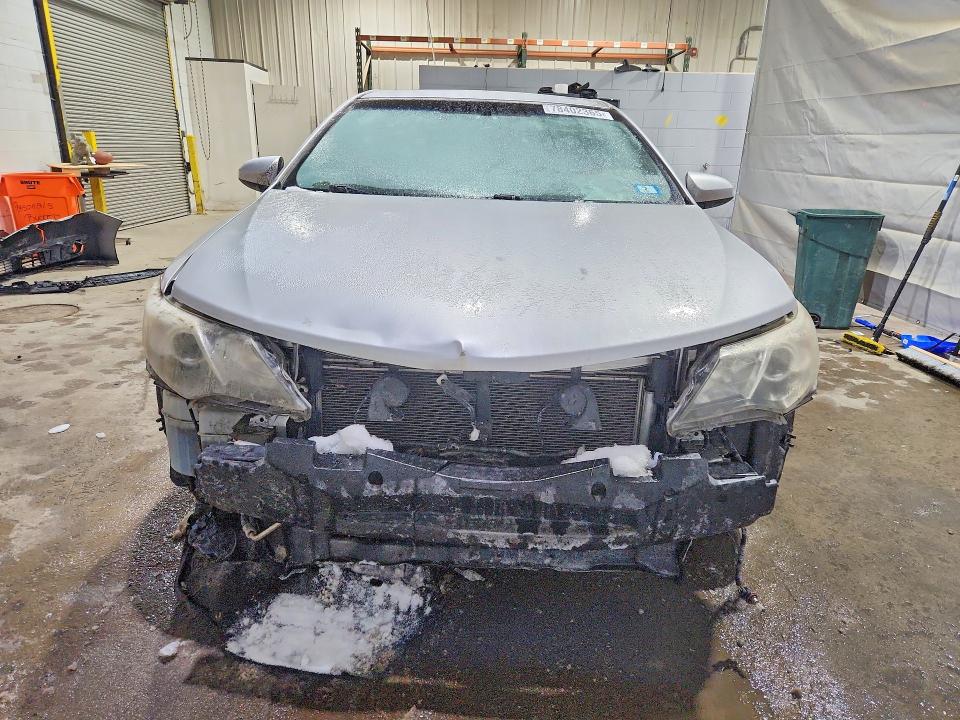 78402365 :رقم المزاد ، 4T1BF1FK5CU024079 vin ، 2012 Toyota Camry مزاد بيع