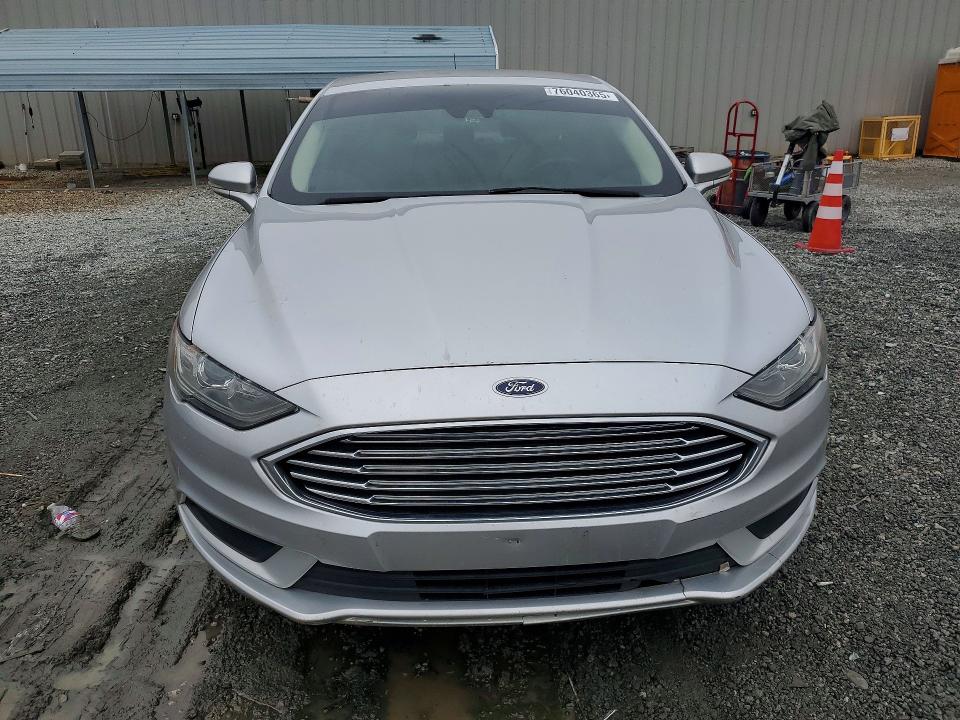 76040365 :رقم المزاد ، 3FA6P0H73HR236859 vin ، 2017 Ford Fusion مزاد بيع