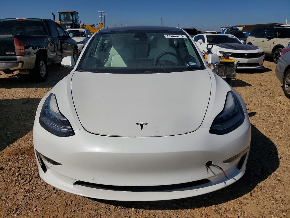 77606075 :رقم المزاد ، 5YJ3E1EBXLF622206 vin ، 2020 Tesla Model 3 مزاد بيع