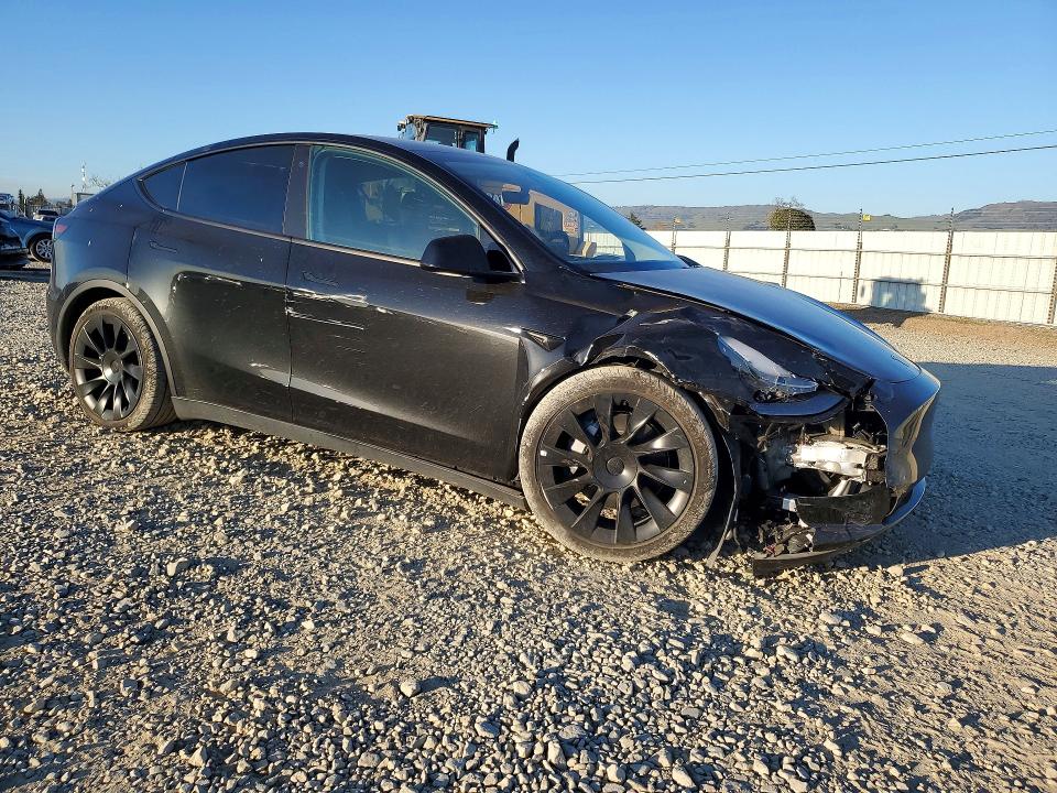 75625405 :رقم المزاد ، 7SAYGDEE6PF608159 vin ، 2023 Tesla Model Y مزاد بيع