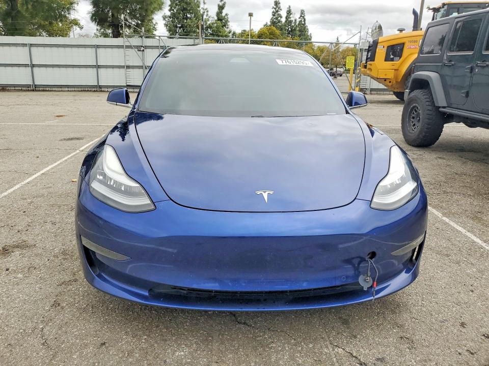 Продаж на аукціоні авто 2020 Tesla Model 3, vin: 5YJ3E1EB2LF617484, номер лоту: 77615295