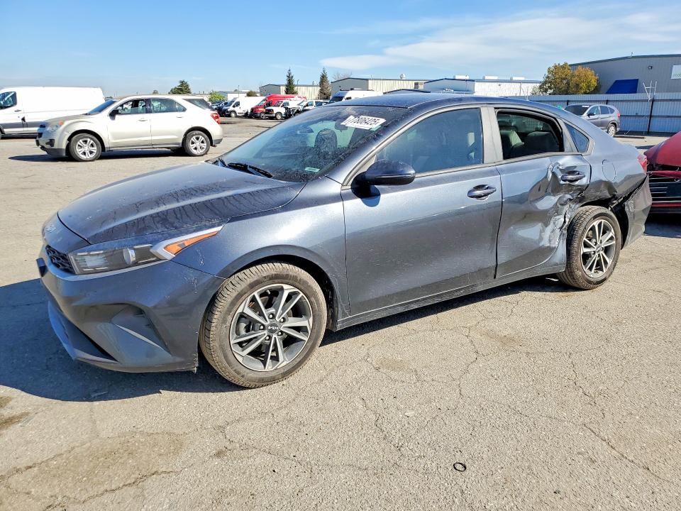 Продажа на аукционе авто 2023 Kia Forte, vin: 3KPF24AD6PE548969, номер лота: 77806425