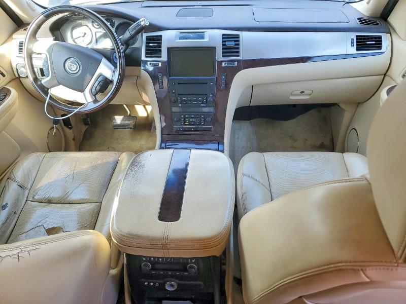 Продажа на аукционе авто 2008 Cadillac Escalade L, vin: 1GYFK63888R240732, номер лота: 75707985