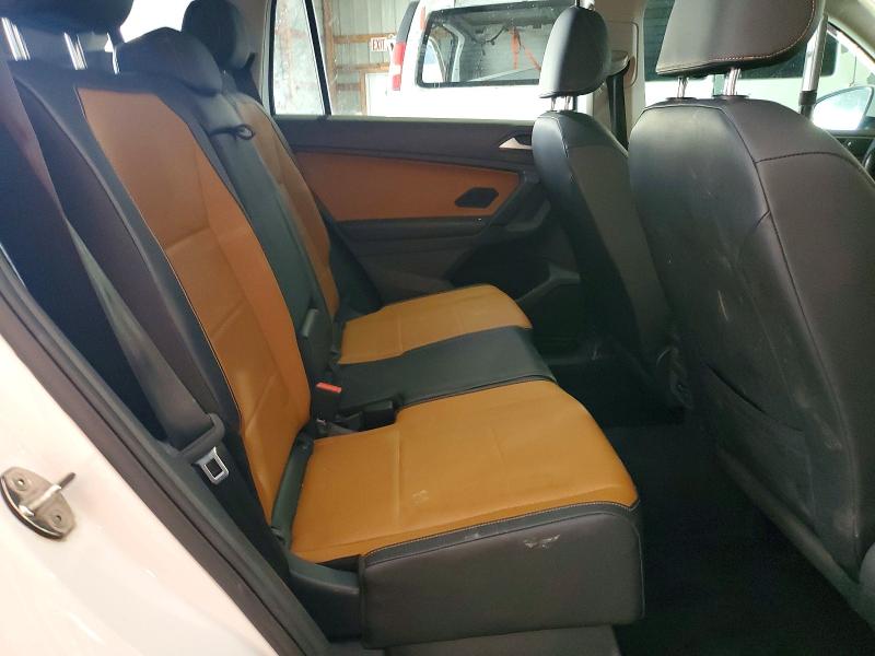76797495 :رقم المزاد ، 3VV2B7AX5KM197496 vin ، 2019 Volkswagen Tiguan مزاد بيع