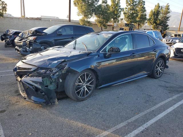 Auction sale of the 2021 Toyota Camry, vin: 4T1G11BK5MU026071, lot number: 90221105