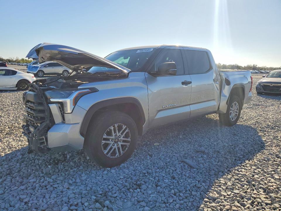 2025 Toyota Tundra მანქანა იყიდება აუქციონზე, vin: 5TFLA5AB5SX045131, აუქციონის ნომერი: 78825585